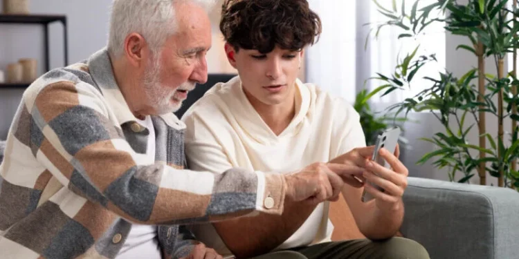 كيف يمكننا محو الأمية الرقمية بين مختلف الأجيال