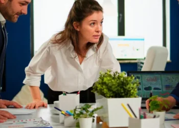 الاستماع النشط: المهارة التي يجب أن يتعلمها الجميع