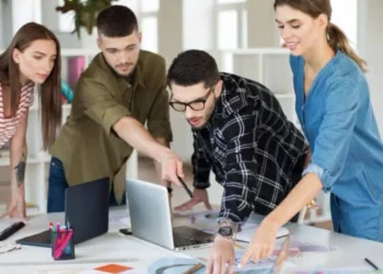 ما هي المرونة في العمل و كيف يمكنك تعزيزها؟