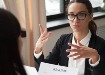 كيف تدرج مهارات السيرة الذاتية في طلب الوظيفة