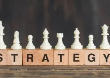 مفاتيح تطوير مهارات القيادة الاستراتيجية والفعالة