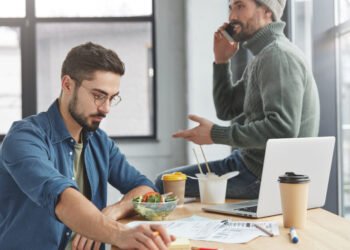 التواصل الفعال: أساس نجاح الحياة الشخصية والمهنية