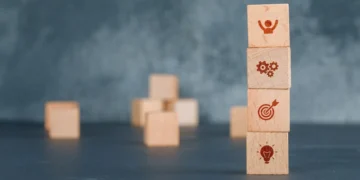 المرونة و التكيف: كيف يمكننا تعزيز قدرتنا على التكيف في ظل التغييرات المستمرة؟