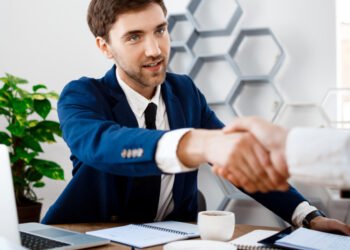 عرض وظيفي: كيف تجد وظيفة تناسب مهاراتك؟