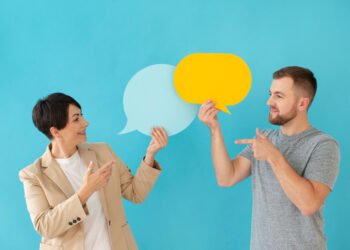 دليل شامل: كيف أطور مهارات الاتصال والتواصل