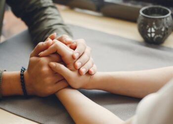 بناء علاقات صحية: كيف نحافظ على علاقات قوية؟