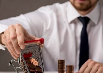 معاملة مالية: كيف تدير أموالك بشكل أفضل