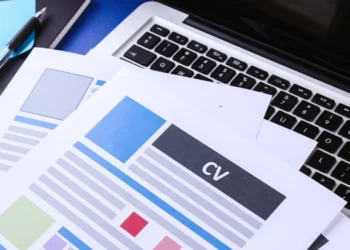 تطوير مهارات السيرة الذاتية لتحقيق التميز المهني